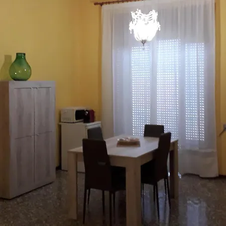 Domus Carlino * Каваллино-ди-Лечче